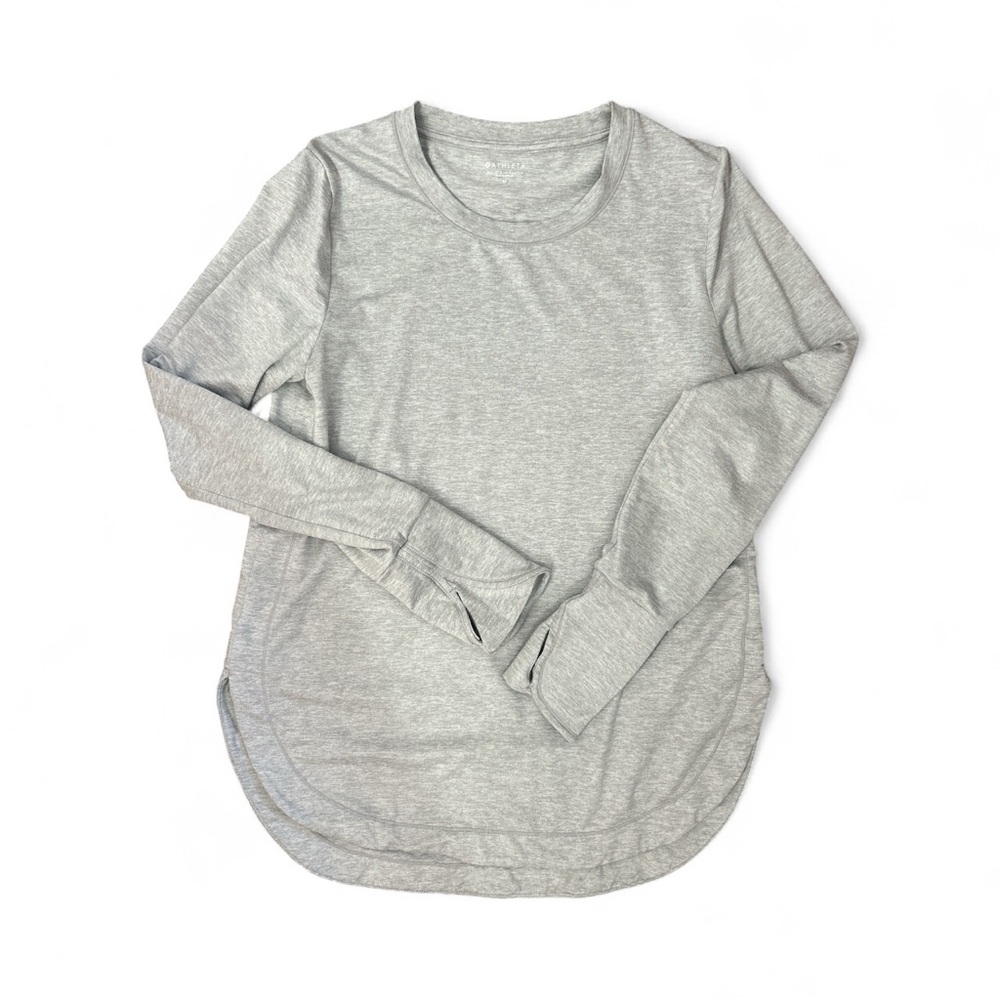 Athleta Women’s Uptempo Light Gray Activewear Long Sleeve Top. Size M